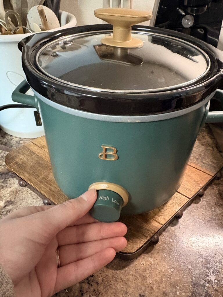 Dinner Tonight
Italian Chicken Crockpot
Italian Chicken Recipes
Italian Chicken
Tender Chicken Breast
Chicken Soup
Italian Seasoning
Flavorful Recipes
Slow Cooker Recipes